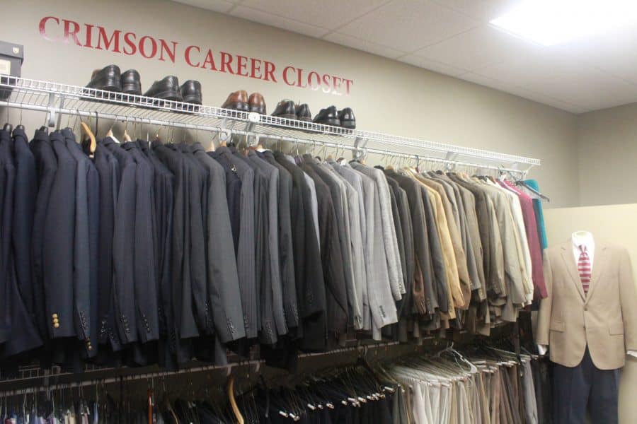 Career+center+provides+rental+professional+clothing+to+students