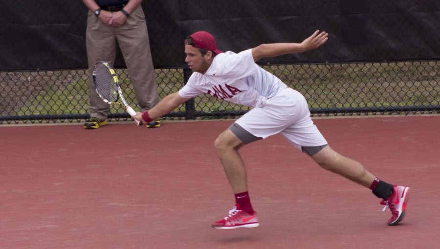 Men's tennis focuses on individual skills before hosting Arkansas