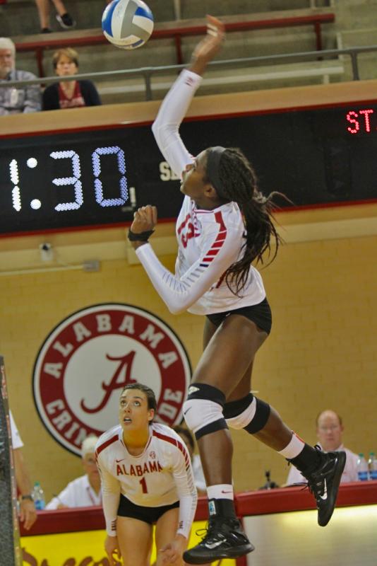 Volleyball approaches season hungry to make history
