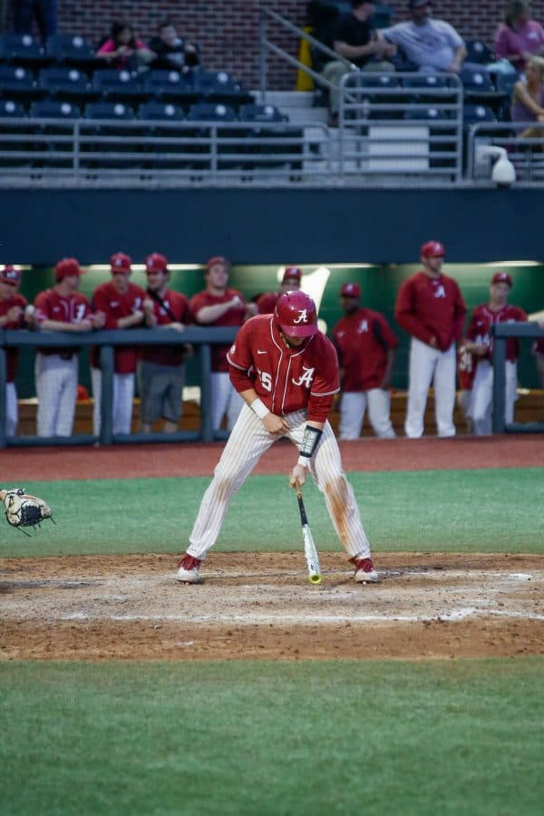 Baseball drops UAB in offensive explosion