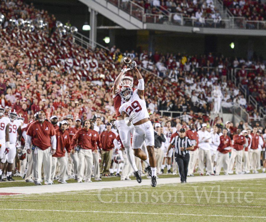 Three Alabama players earn weekly honors from the SEC after victory over Arkansas