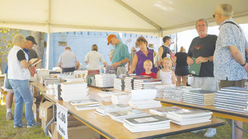 UA Press plans holiday book sale on campus