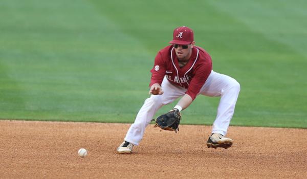 Baseball to compete agains Missouri Tigers in weekend series