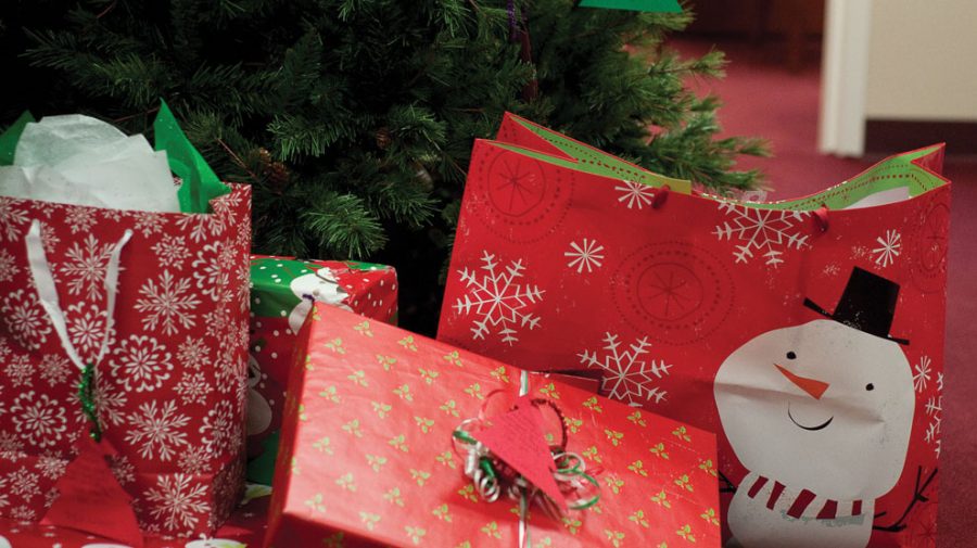 HCA tree brings holiday spirit to local children