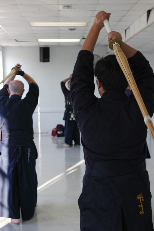 Kumdo+Club+teaches+Korean+sword+fighting