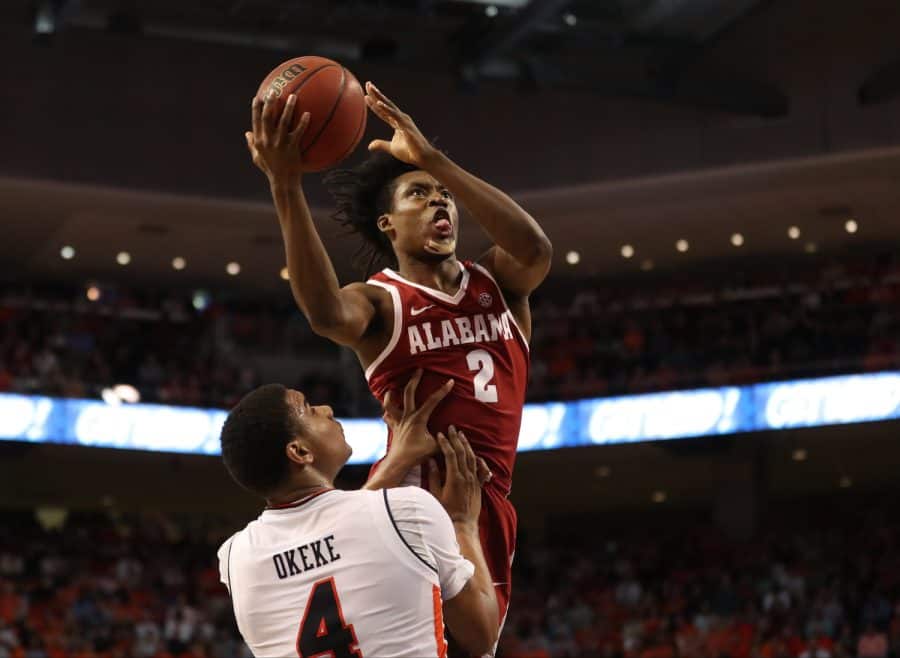 Alabama basketball dominated on the road against Auburn