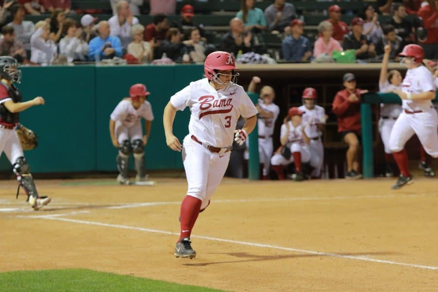 Alabama softball outscores opponents 23-0 in Friday doubleheader
