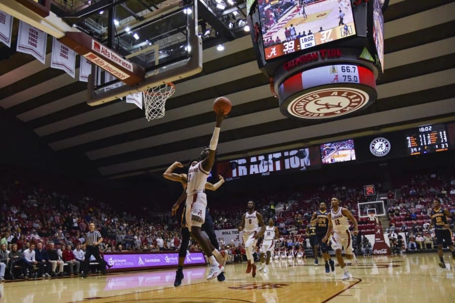 Clutch free throws help Alabama close out Murray State