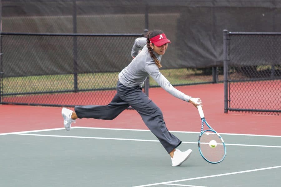 Weekend meet serves up season-shaping challenges for Alabama womens tennis