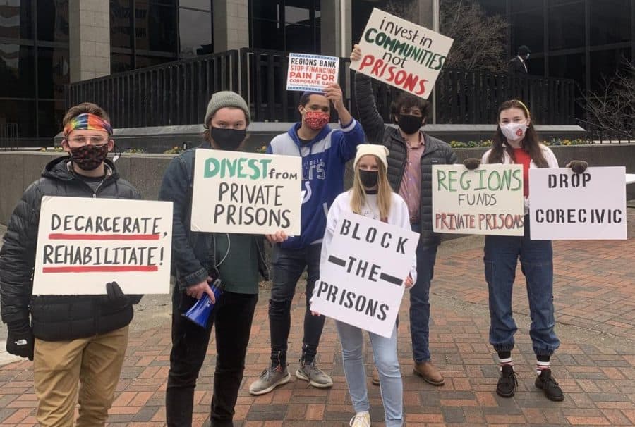 Alabama+students+protest+Iveys+private+prison+plan