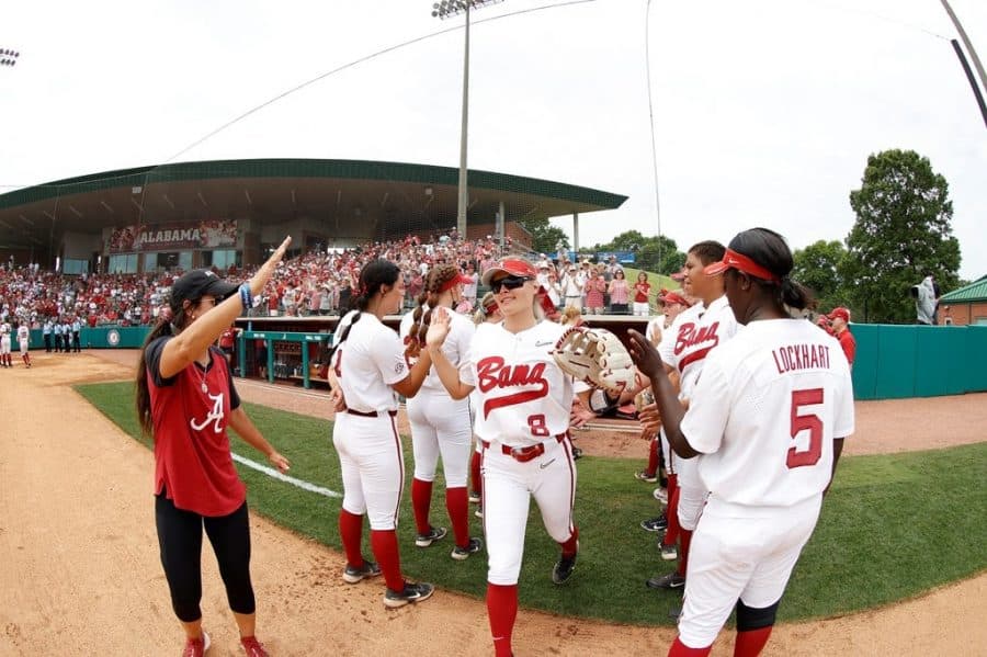 Recap | Softball edges out Kentucky in game one of super regional play