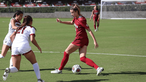 Womens soccer falls to South Carolina in final road game
