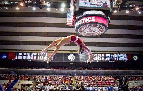 Doggette shines as gymnastics secures first win of 2022 season against No. 9 Kentucky
