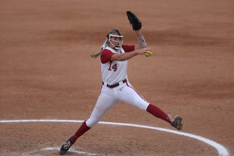 Alabamas Montana Fouts (14) throws a pitch in the Crimson Tide’s 6-0 loss to the Stanford Cardinal on May 22 at Rhoads Stadium in Tuscaloosa, Alabama.